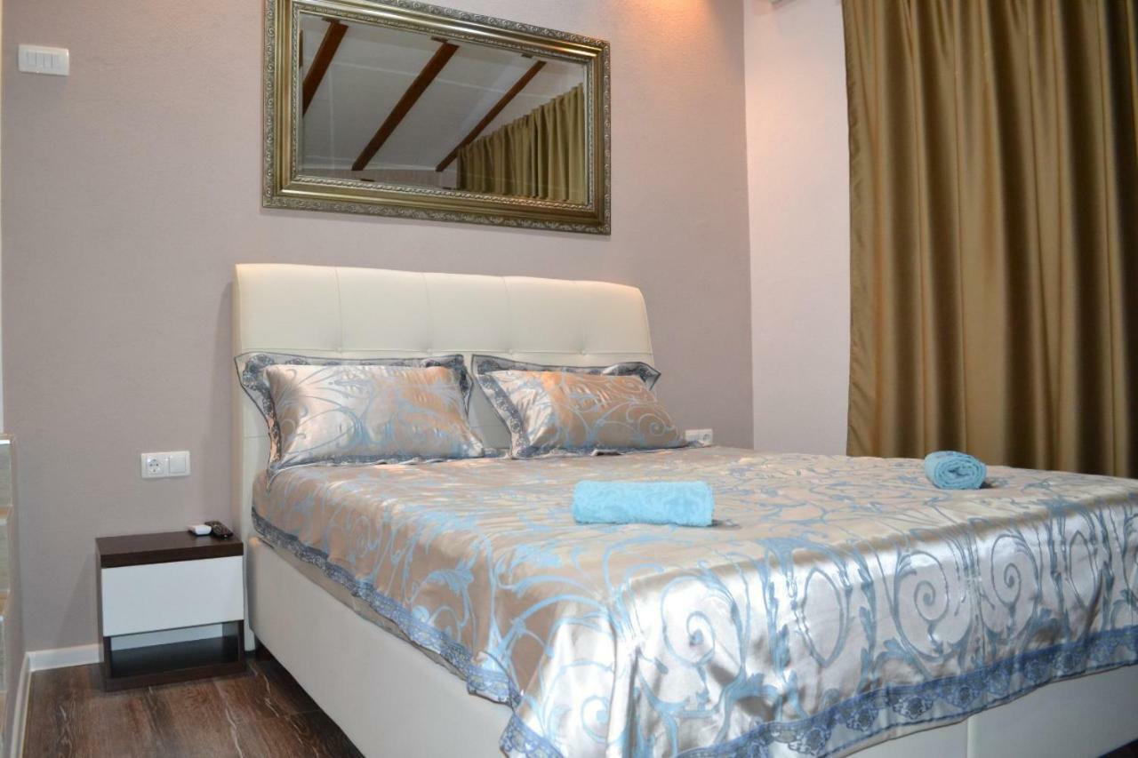 מוסטר Apartment Oaza מראה חיצוני תמונה