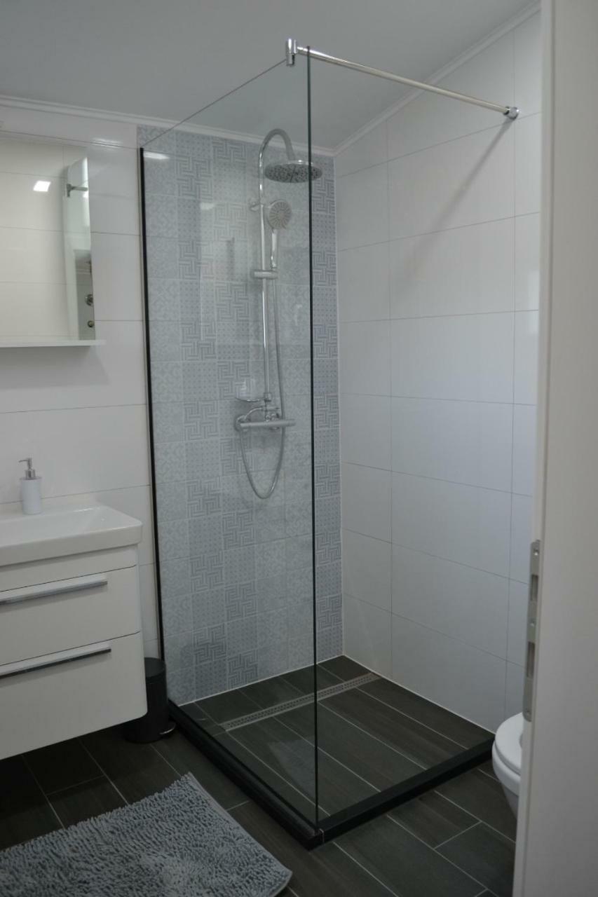 מוסטר Apartment Oaza מראה חיצוני תמונה
